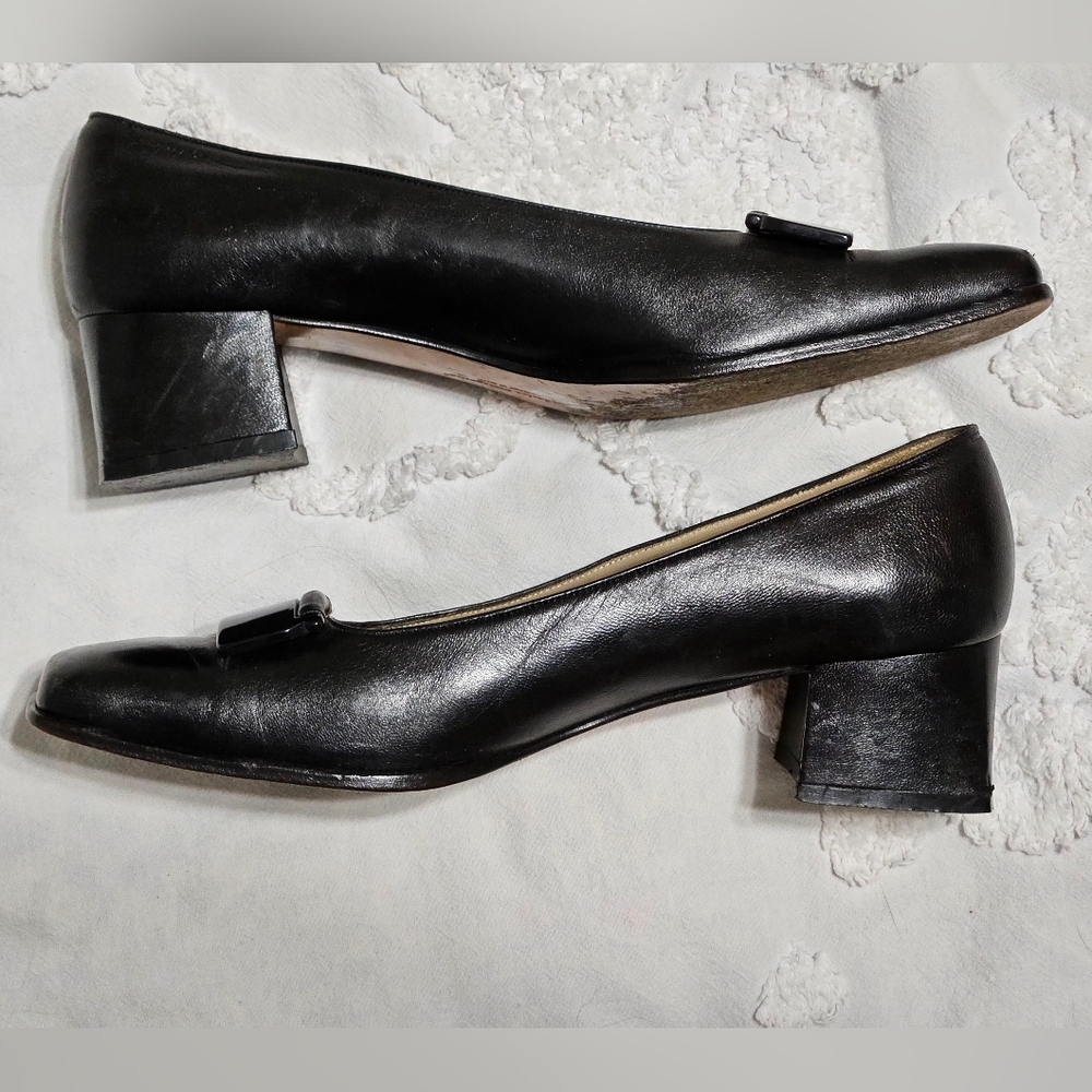 Vintage Salvatore Ferragamo Black Leather Square Toe Heels Pumps Size 9A - Picture 2 of 11